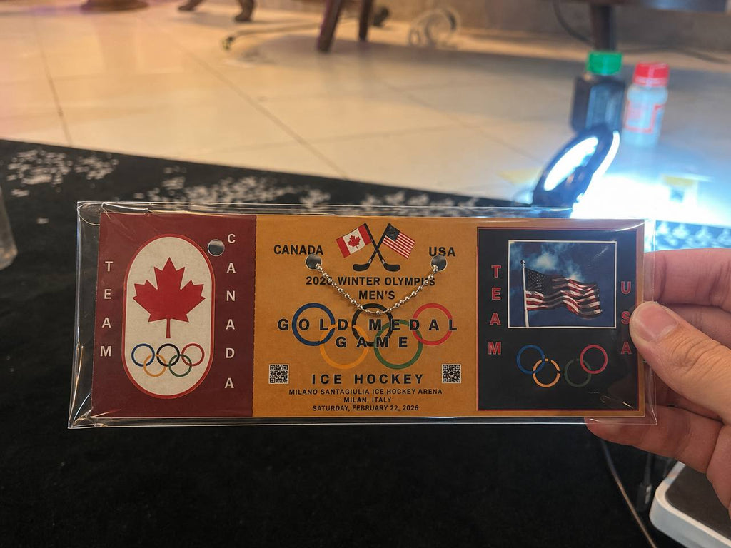 USA 2–1 Canada Ice Hockey NFC Keychain – Limited Edition
